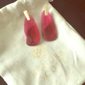 Kendra Scott Maize gold &ruby earrings